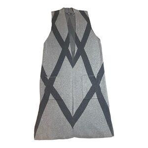 NEIMAN MARCUS Sleeveless Long Duster Cardigan Gray Sweater Geometric size Medium
